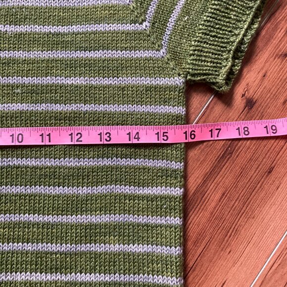 Tee Green & Grey Stripes Hand knit Small - Picture 9 of 10